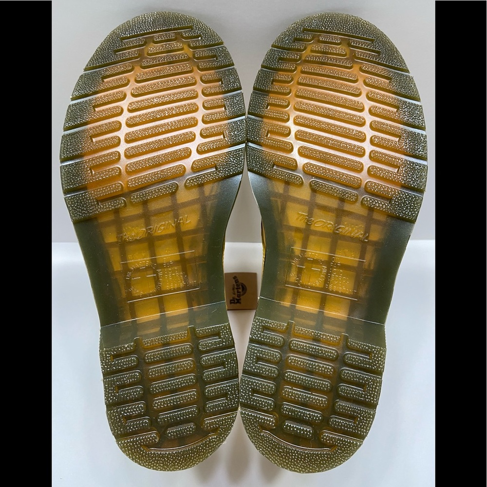 NEW Dr. Martens 1460 8Eye  Smooth Leather Boots - Picture 7 of 11